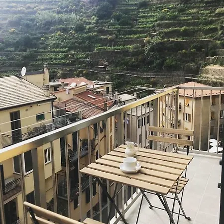 Apartment Pearl Gray House Manarola