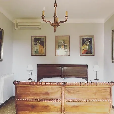 Pearl Gray House Apartment *